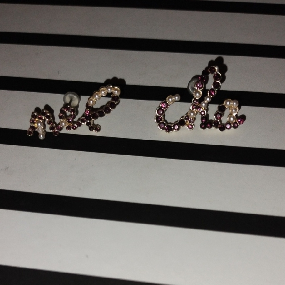 Elegant Faux Pearl and Purple Glass Cha Nel Earrings